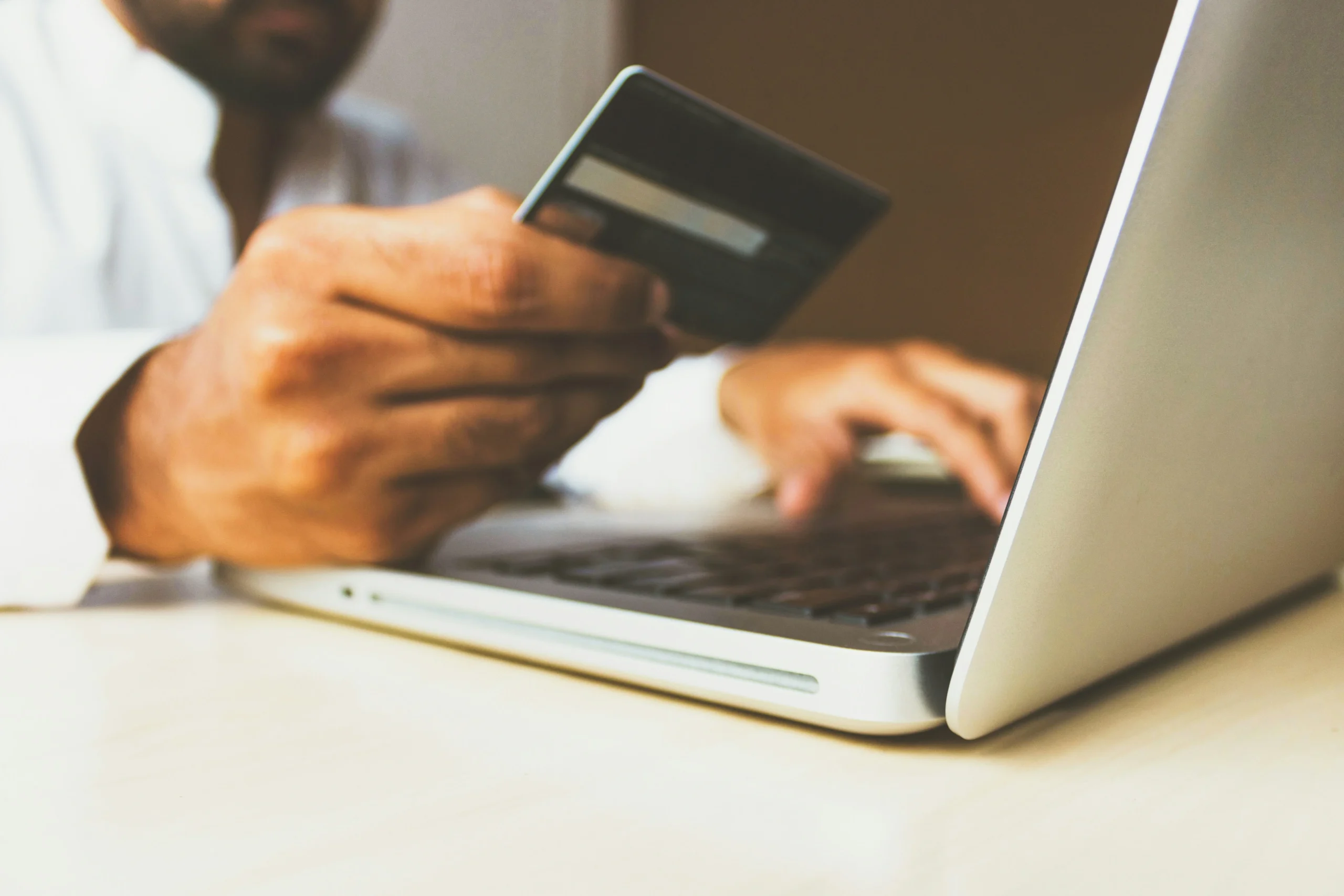 e-mail-marketing-para-e-commerce-recuperação-de-carrinho-abandonado