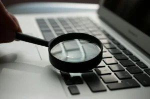 monetização-de-conteúdo-em-IAs-gere-receita-mesmo-com-respostas-diretas-dos-Answer-Engines
